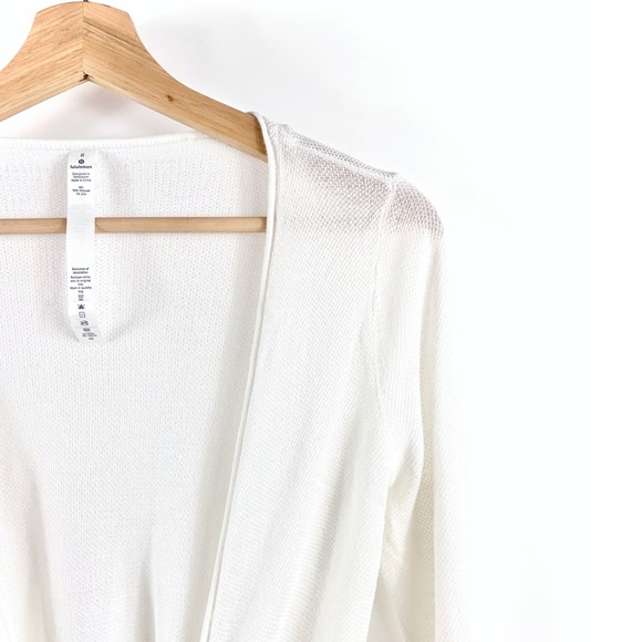 ❌SOLD❌ Lululemon Knit Wrap - Picture 5 of 6